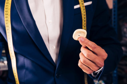 How to Choose the Right Suit Lapels, According to Tailoring Experts