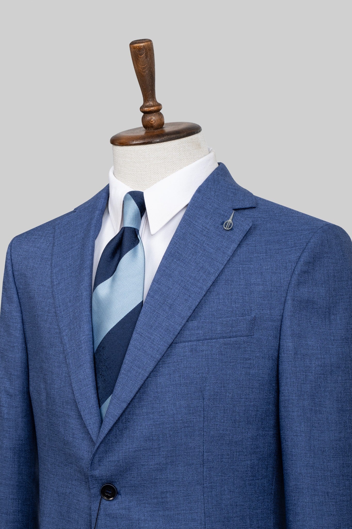 Azure Crest – European Sky Blue 2-Piece Suit