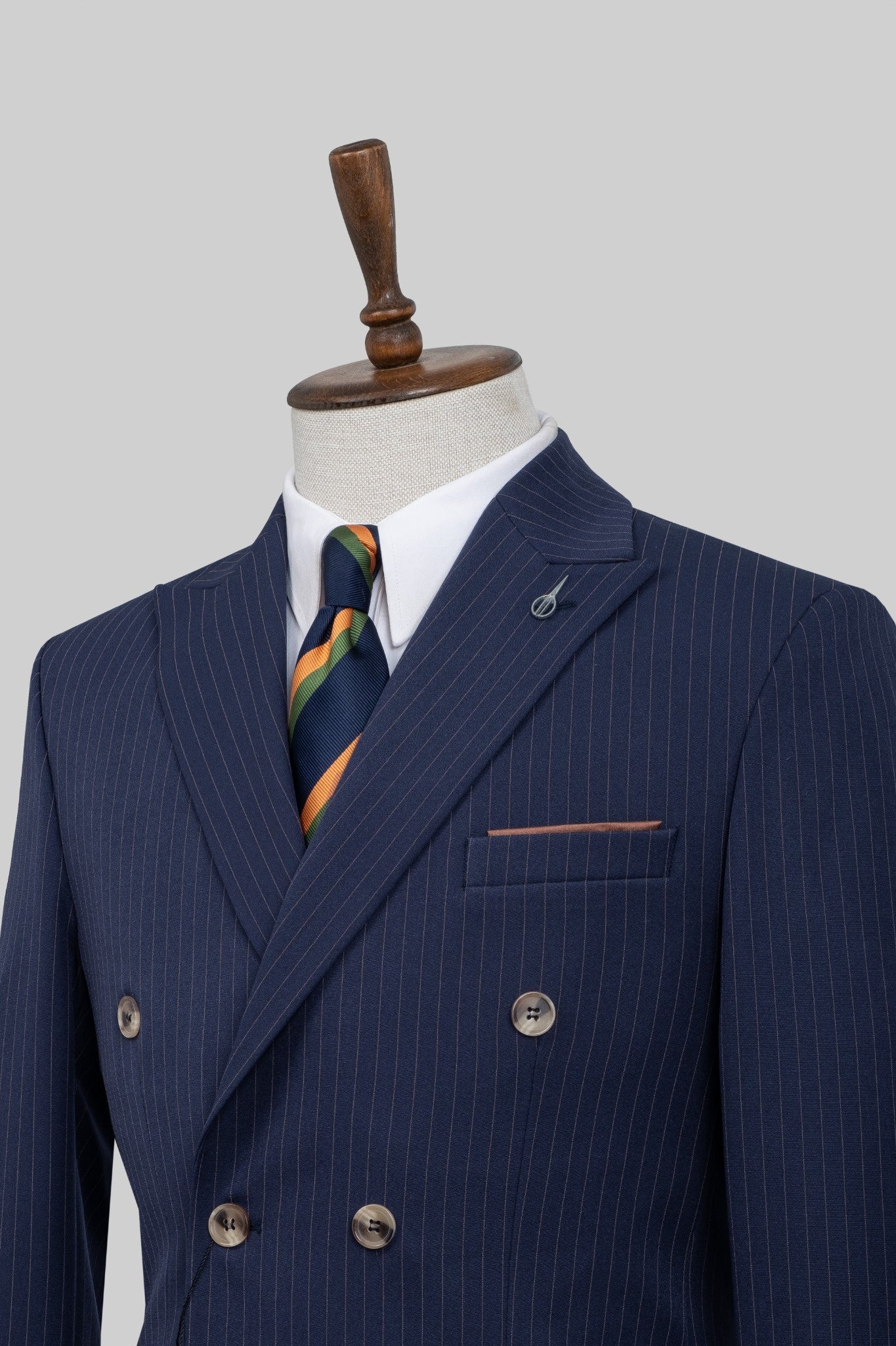 Royal Navy Pinstripe – European Double-Breasted 2-Piece Suit