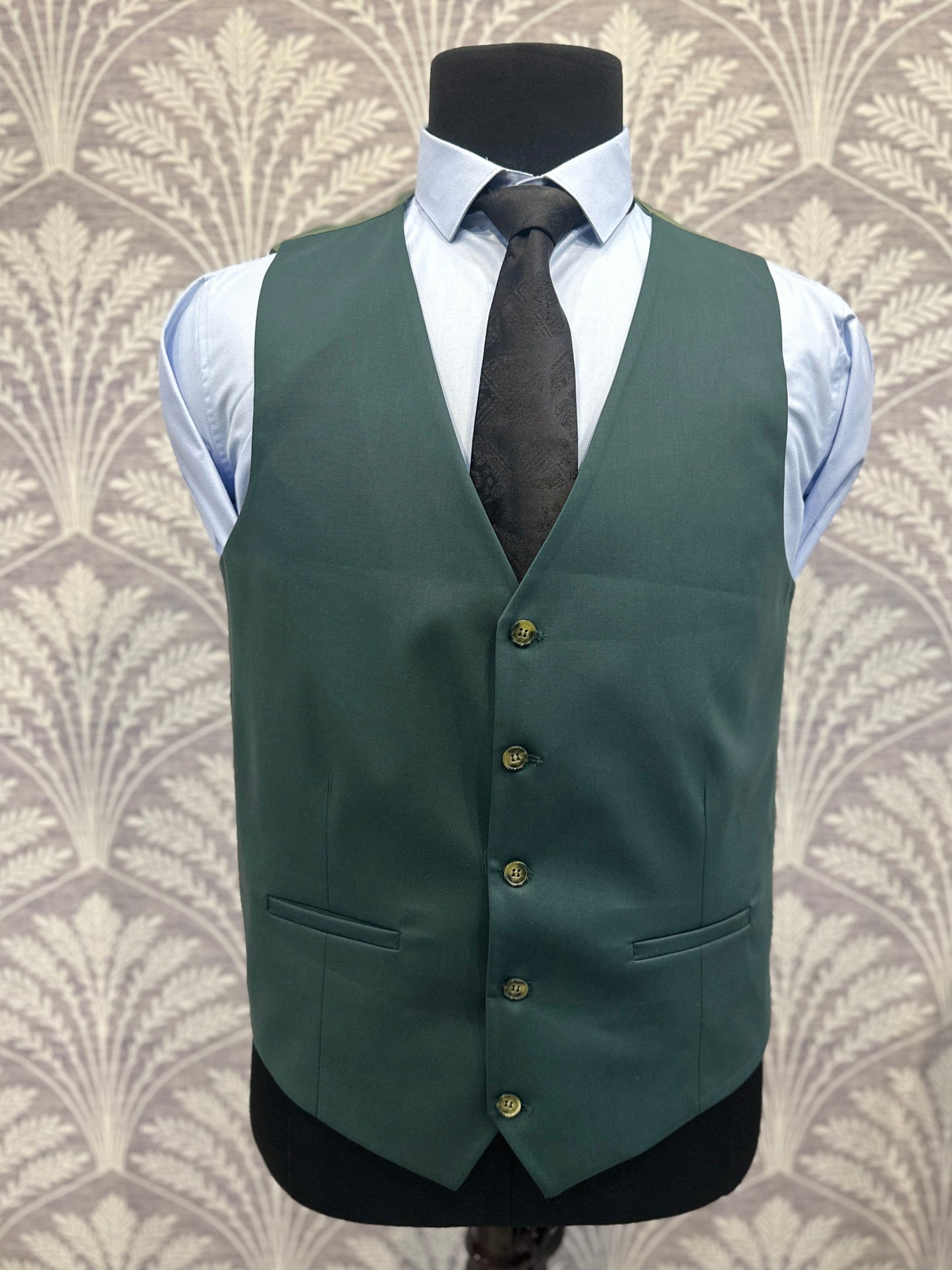 Forest Green Slim Fit 3-Piece Suit with Classic Waistcoat (Imported)