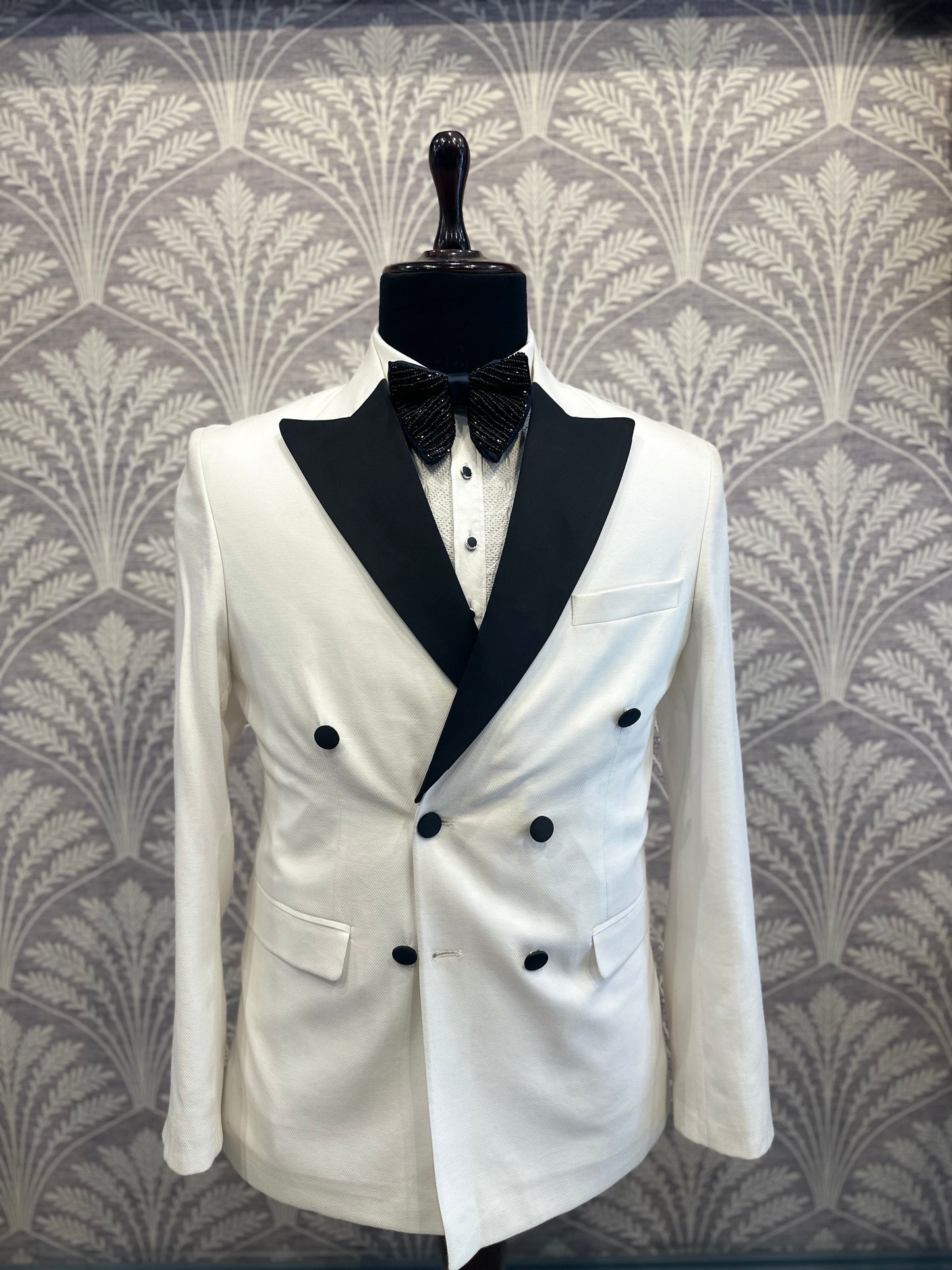 Ivory Noir Slim Fit Tuxedo – 2 Piece Set