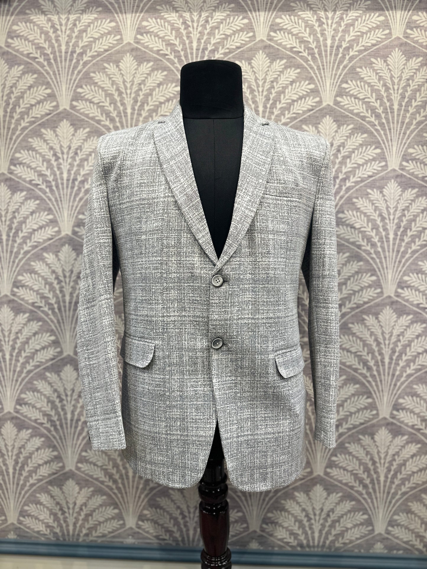 Grey Textured Blazer – Regular Fit (Indian Collection)