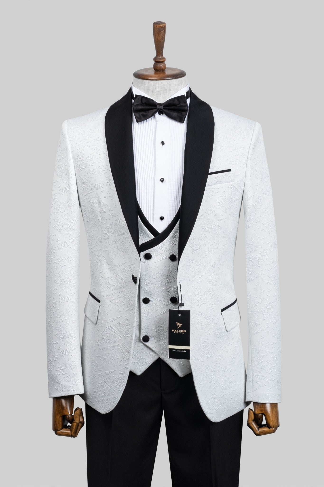 White Royale – European White Textured 3-Piece Tuxedo Suit