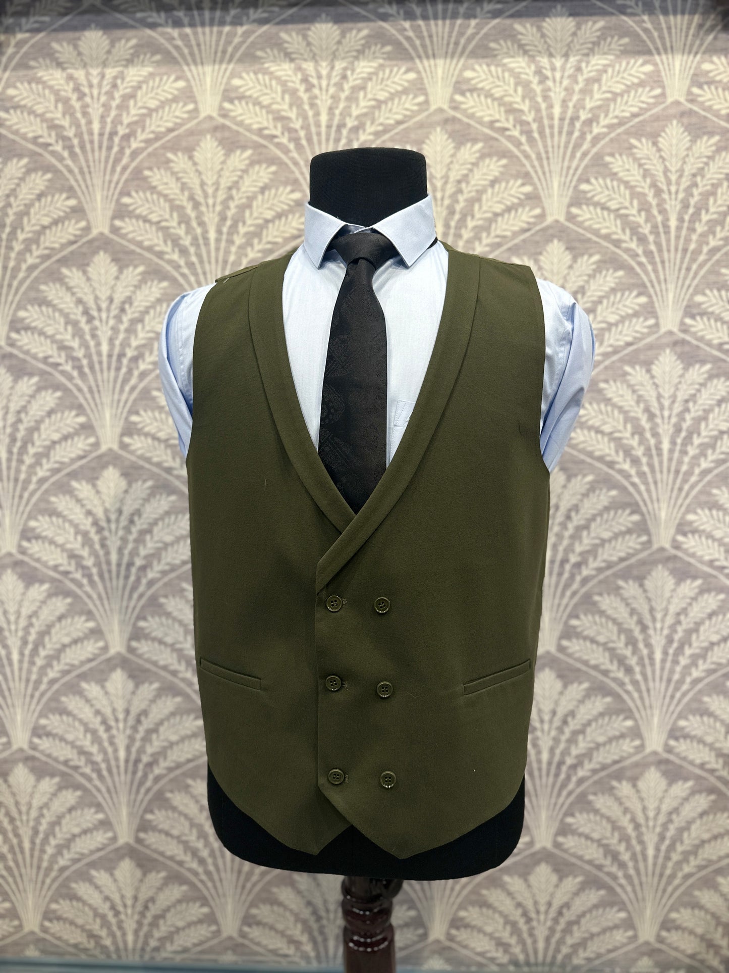 Deep Green Slim Fit Three-Piece Suit with Double-Breasted Waistcoat (Imported)