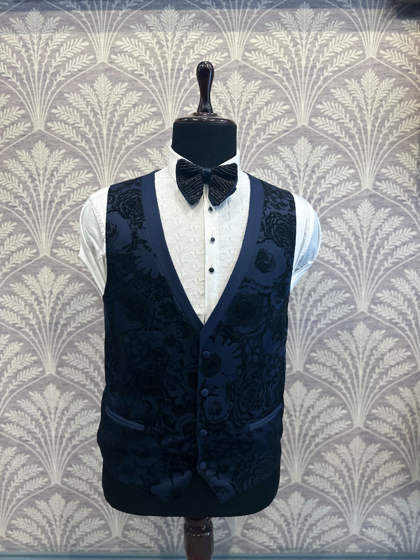 Midnight Blue Floral Jacquard Tuxedo – Slim Fit 3 Piece Set