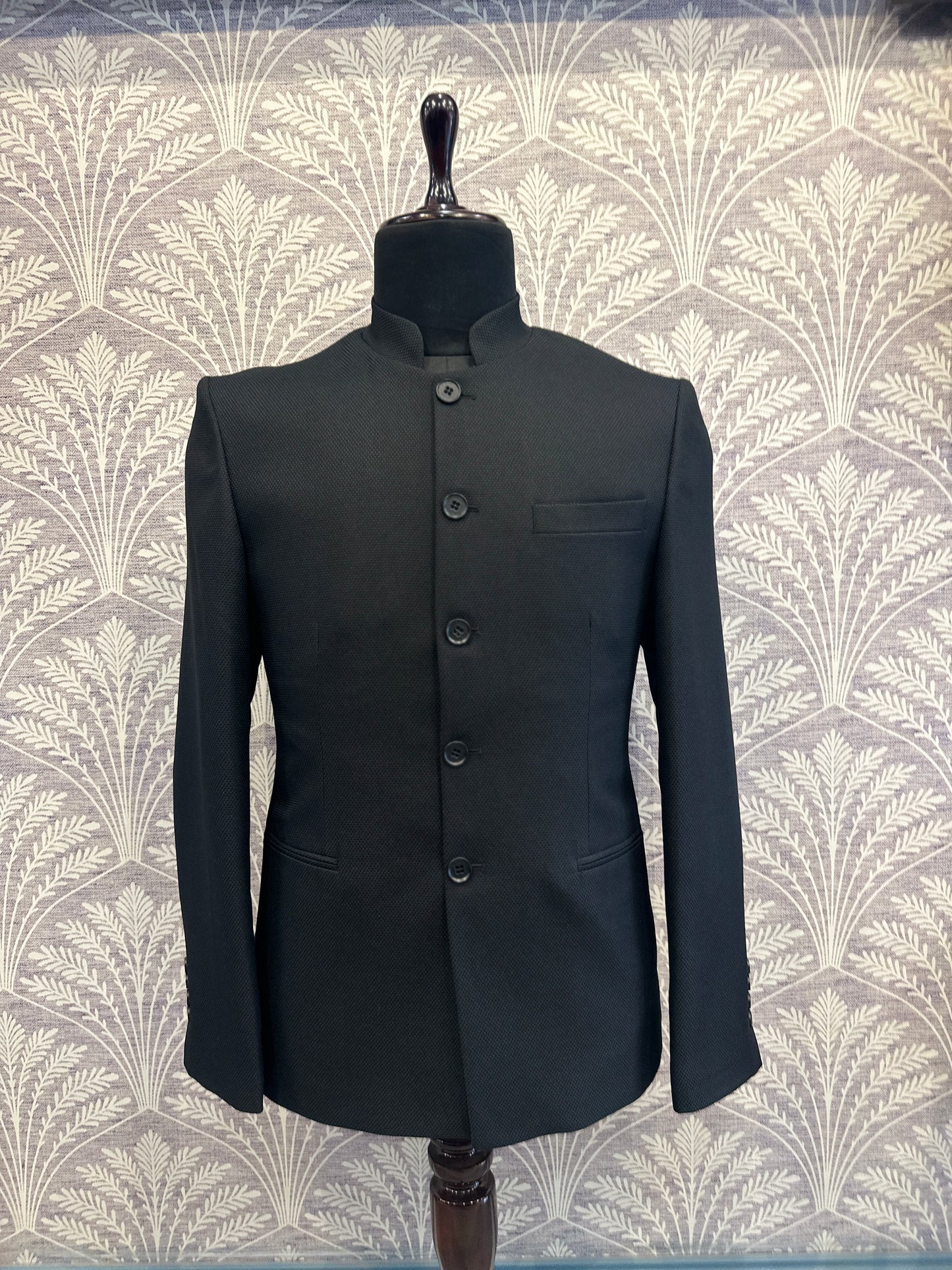 Textured Black Slim Fit Bandhgala Suit with Pants